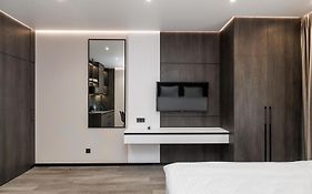 Status Apartments